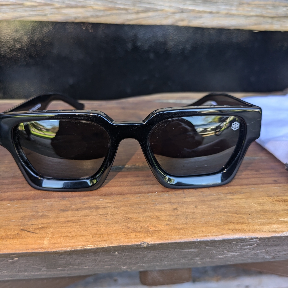 Black Square Sunglasses